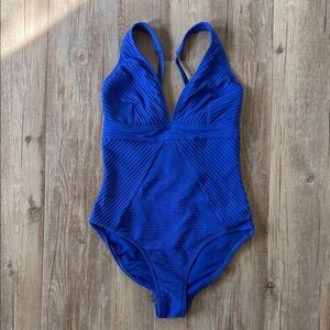 Sea level Australia spinnaker panel line one piece